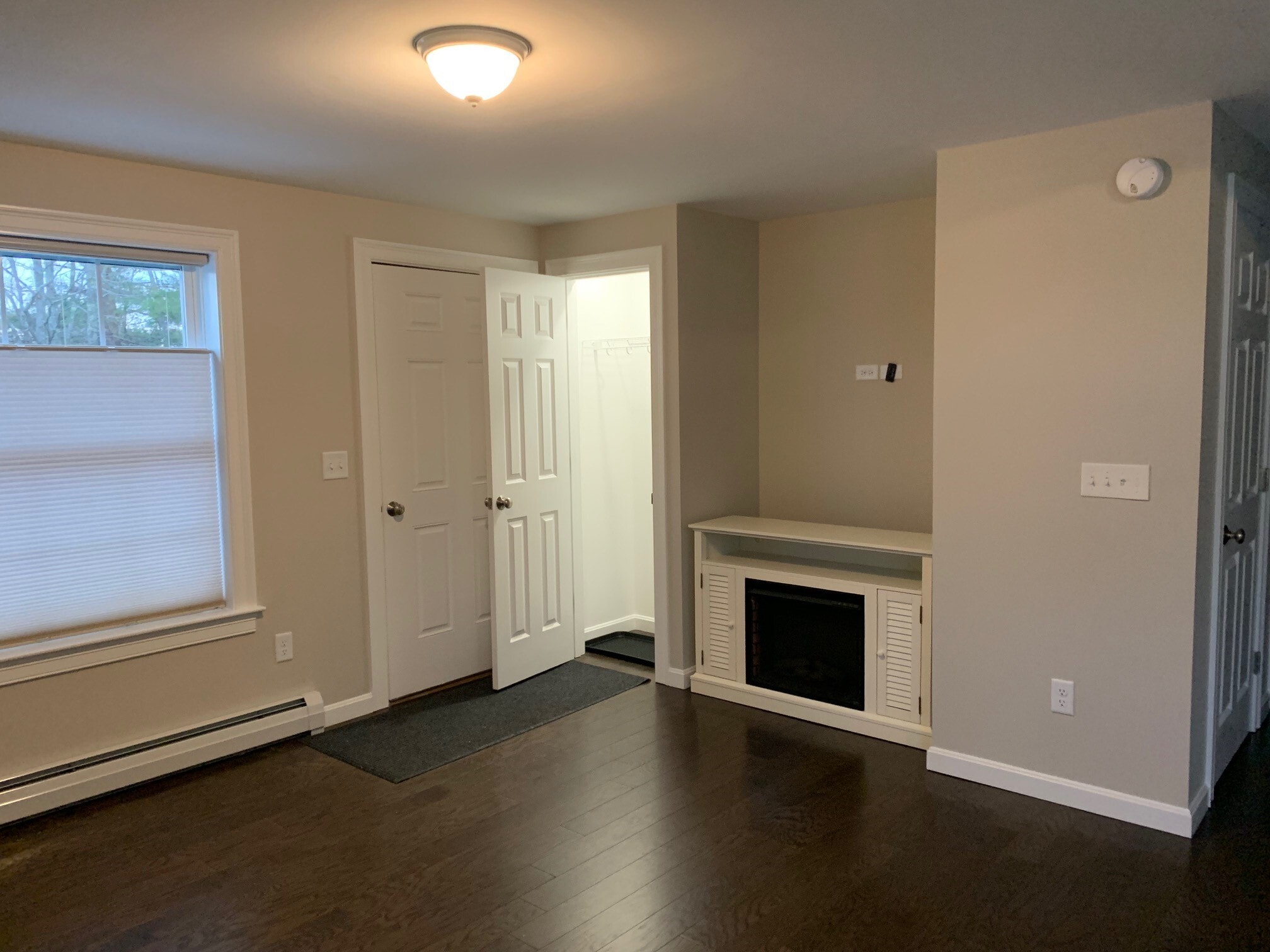 Building Photo - 9 Cascade Rd