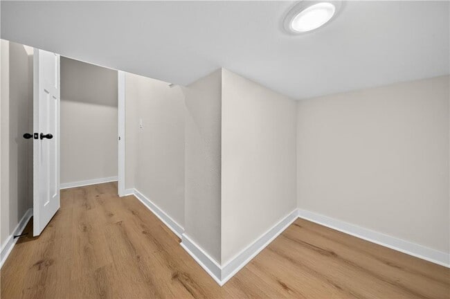 Building Photo - 603 Cosmos St