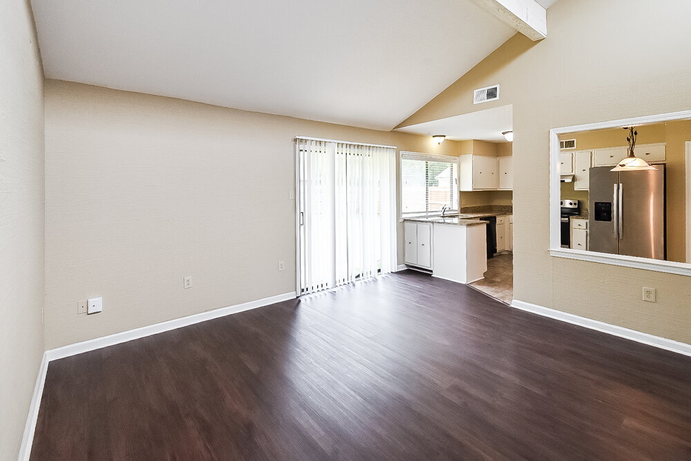 Building Photo - 7914 Terry Franklin Dr