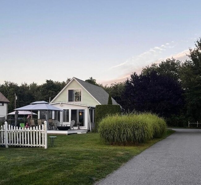 Building Photo - 16 Green Acres Dr
