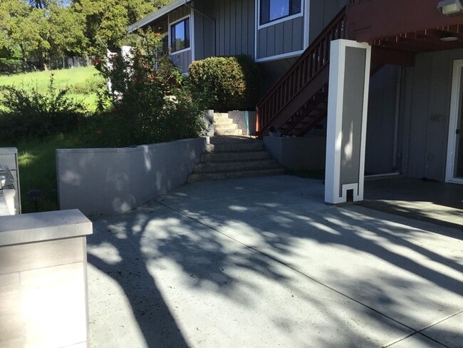 Building Photo - LUXURIOUS PRIVATE STUDIO WITH BREATH TAKING VIEWS