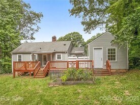 Building Photo - 28 White Pine Dr