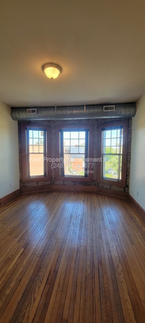 Building Photo - 50 Westminster St