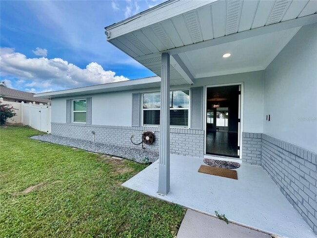 Building Photo - 2107 E Atmore Cir