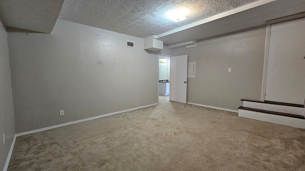 Basement bonus room - 2323 Jomarc Way