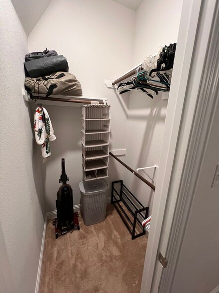 Building Photo - 2301 Noble Pass Ln