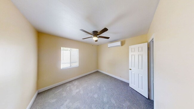 Building Photo - 3 Bedroom 2 Bathroom House in Beaumont, Ca.