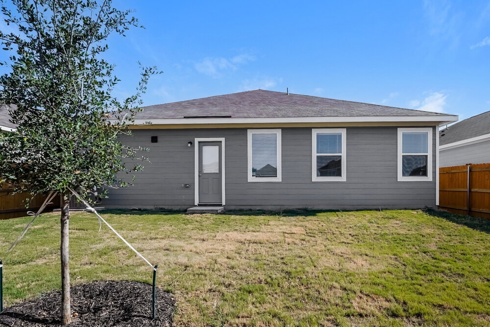 Building Photo - 1312 Tilton Dr