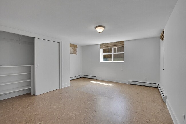 Building Photo - $4,595.95- 4 Bed, 3 Bath Home in Denver with Charming Updates!