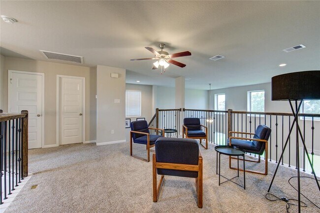 Building Photo - 9623 Japonica Dr