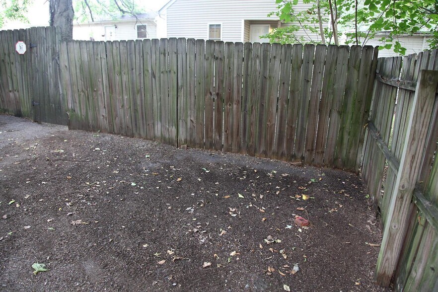 Building Photo - 1116 Meade St