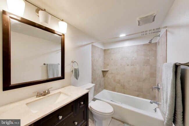 Building Photo - 7661 Provincial Dr
