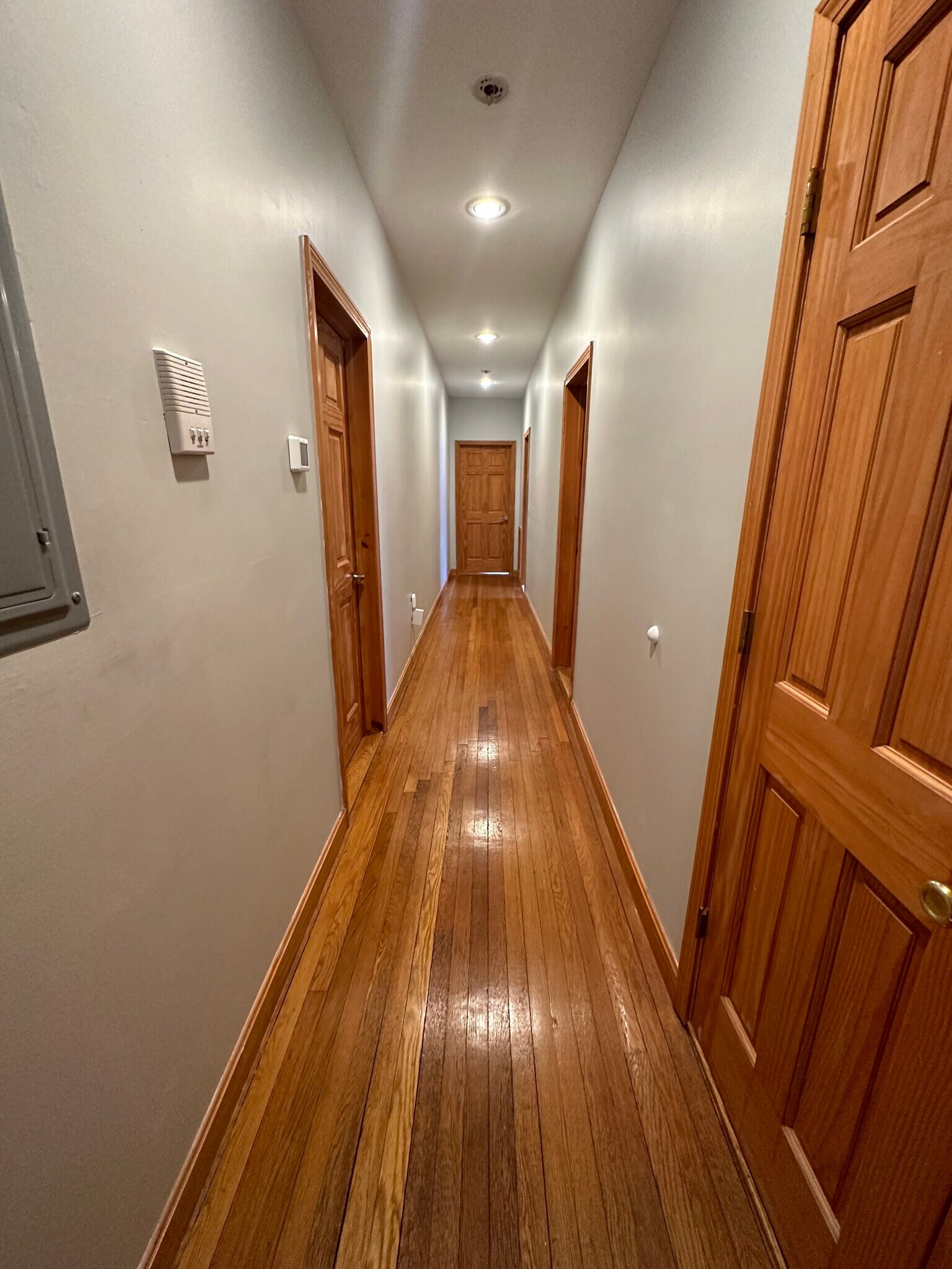 Building Photo - 25 Gibbs St