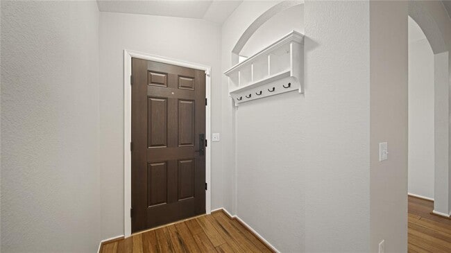 Building Photo - 5825 Nelson Oaks Dr