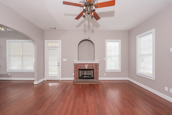 Building Photo - 5439 Camellia Ln