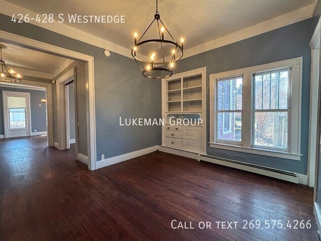 Building Photo - 4 Bed/2 Bath On Westnedge #2 - with full f...