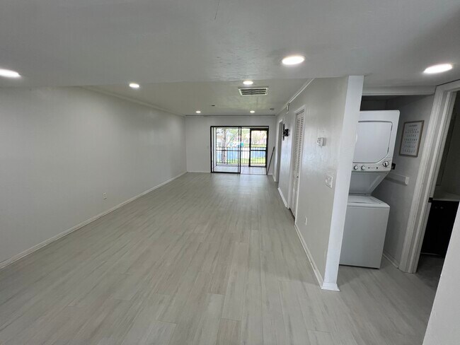 Building Photo - 28121 Pine Haven Way