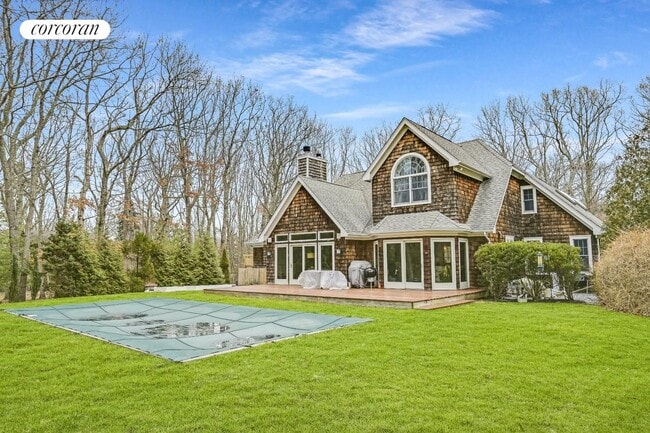 Building Photo - 12 Northview Dr