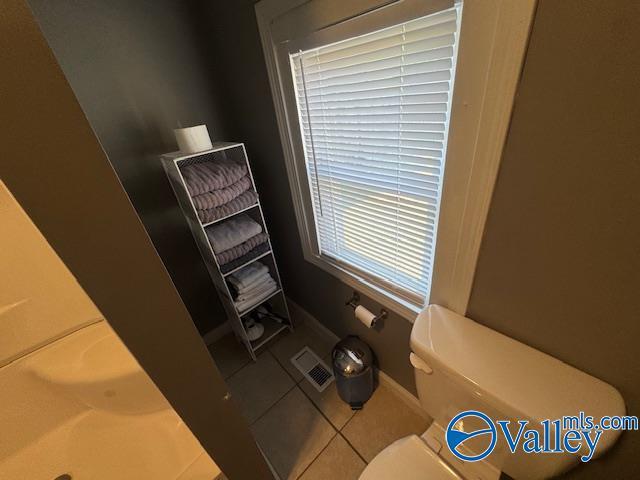 Building Photo - 2700 9th Ave SW