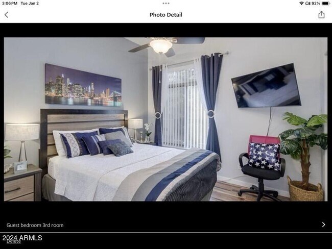 Building Photo - 3922 E Carson Rd