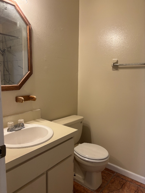 Building Photo - 2039 Garwood Dr