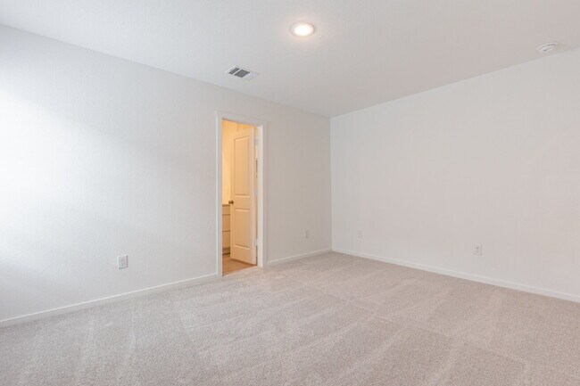 Building Photo - 6749 Marble Rdg