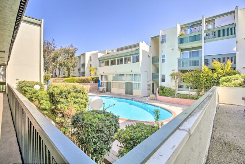 Building Photo - 4060 Huerfano Ave