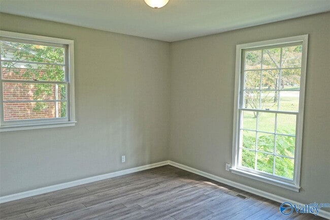 Building Photo - 5300 Whitesburg Dr