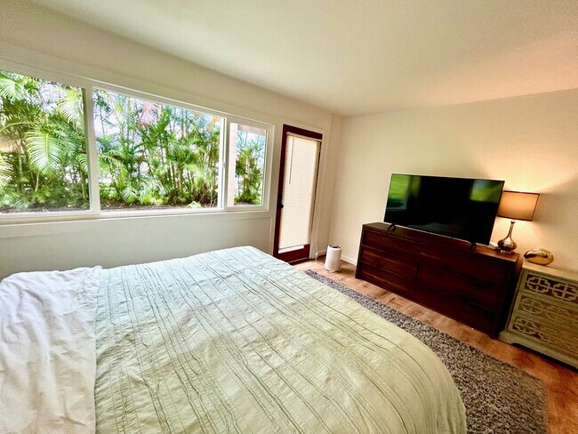 Building Photo - 44-513 Kaneohe Bay Dr