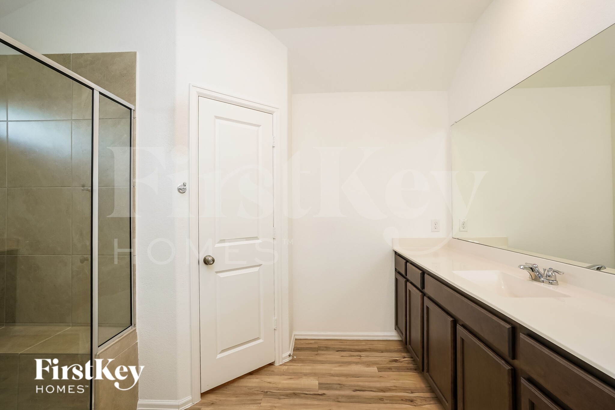 Building Photo - 7518 Oakmont Ave