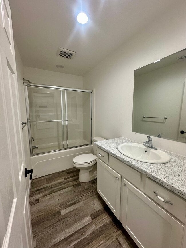 Building Photo - Brand-New 3 Bedroom, 2 Bath Home with Garage