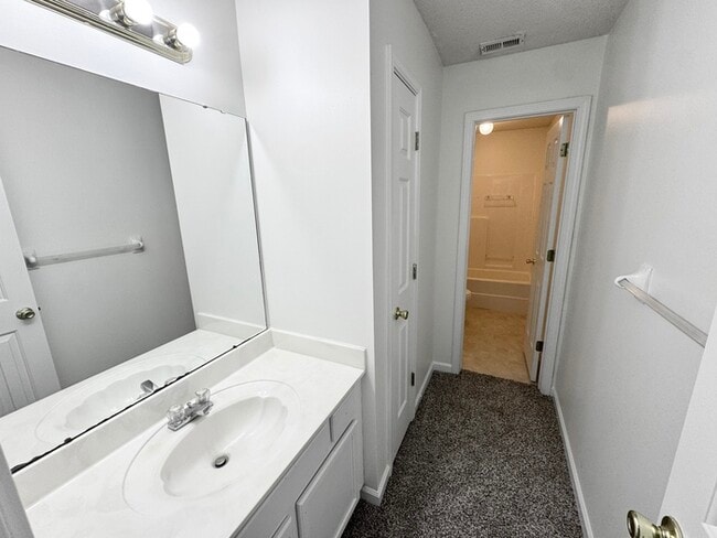 Building Photo - 11230 Cashmere Wood Dr