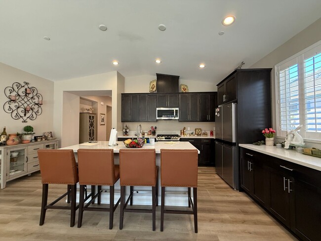 Building Photo - Beautiful Newer Meadows at Rice Ranch Sing...