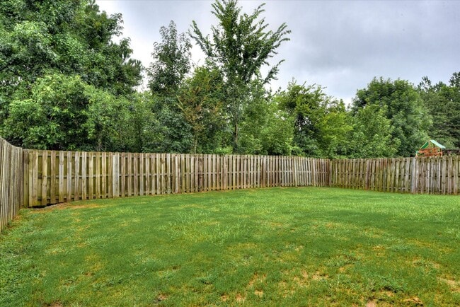 Building Photo - 4 Bedroom 2.5 Bath in Crawford Creek