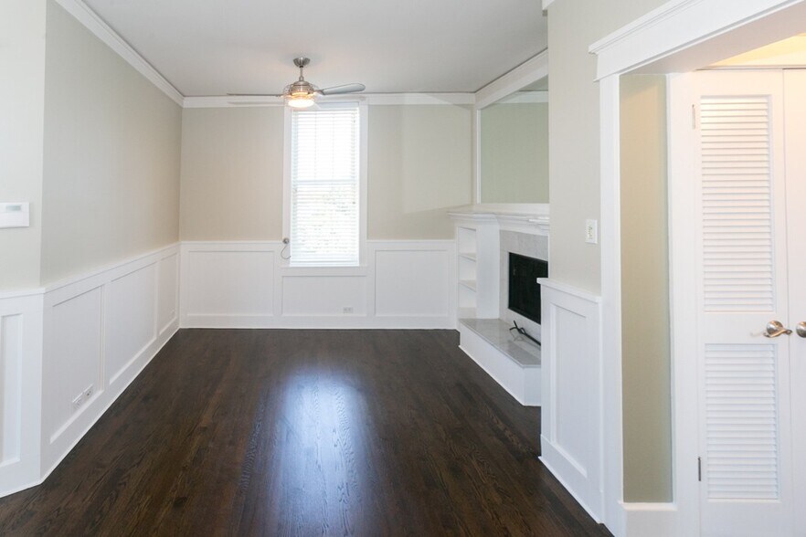 Building Photo - 3614 N Bosworth Ave
