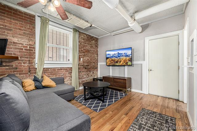 Building Photo - 1376 N Pearl St