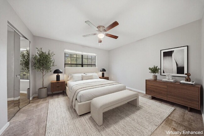 Building Photo - 2 bedroom x 2.5 bathroom! Great Location and Price! Guest Bathroom!