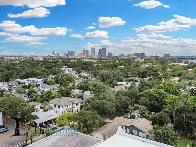 Building Photo - 1301 S Howard Ave