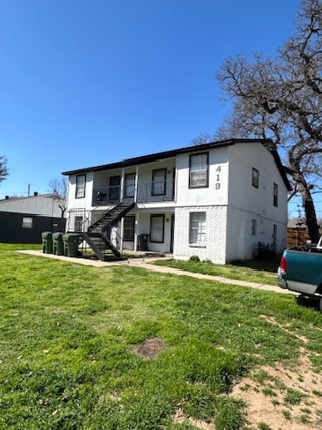 Building Photo - 419 Vonner Ct