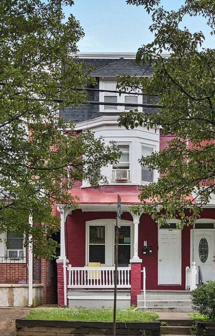 Building Photo - 253 S Ann St