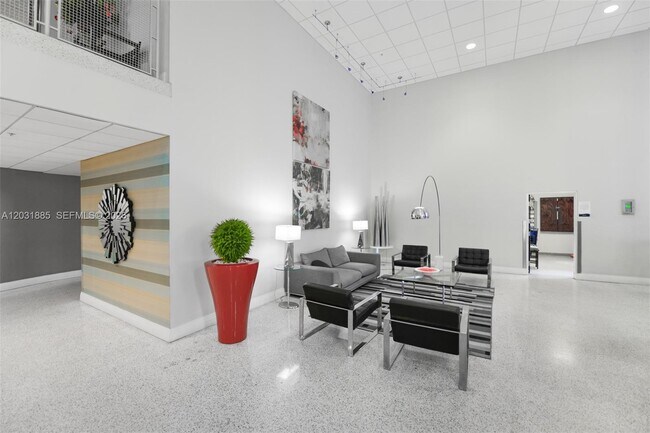 Building Photo - 3000 S Ocean Dr