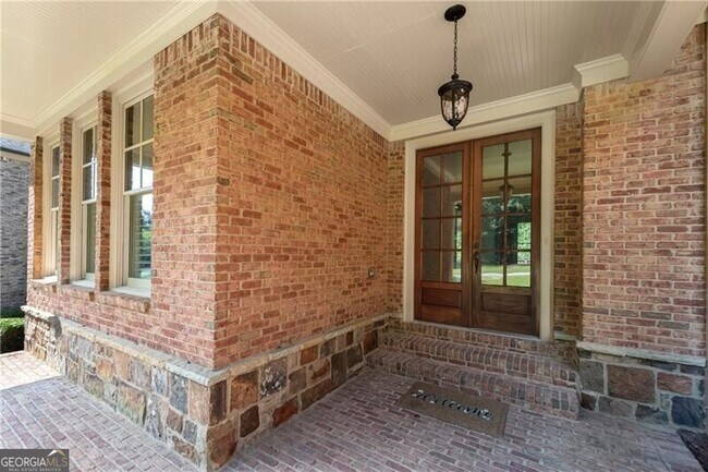 Building Photo - 5861 Yoshino Cherry Ln NE