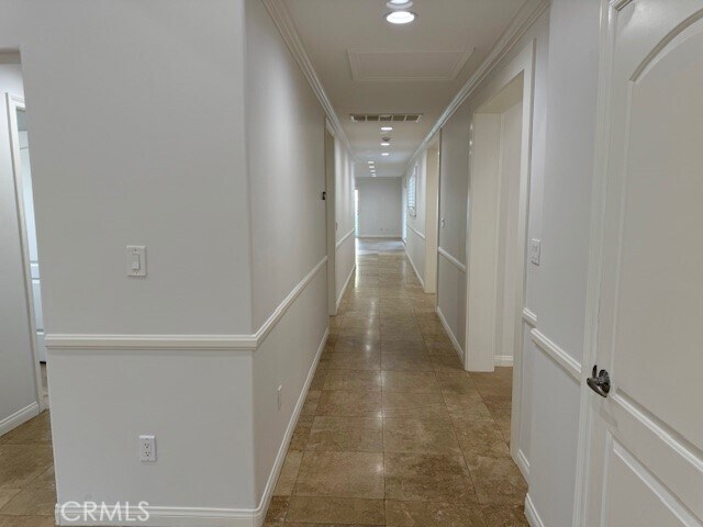 Building Photo - 5724 Tampa Ave