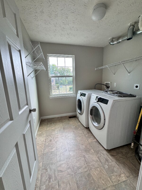 Building Photo - 5101 Oak Ave