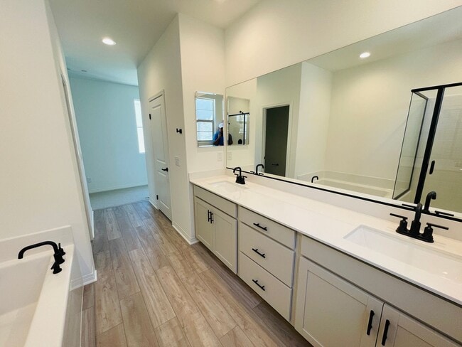 Building Photo - Located in the highly sought-after master-planned community of The Preserve at Chino, this modern...