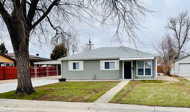 Building Photo - 911 Zion St