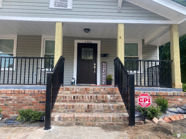 Primary Photo - 2306 Pendleton St