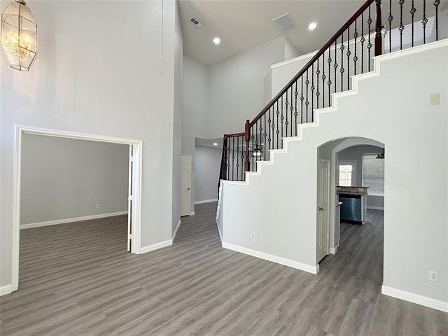 Building Photo - 2048 Piedmont Dr