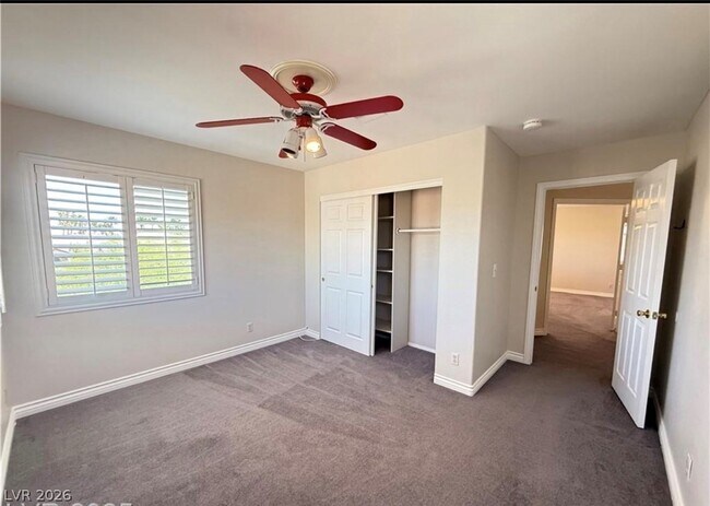 Building Photo - 32 Sandwedge Dr