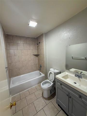 Building Photo - 1007 W Clarendon Dr